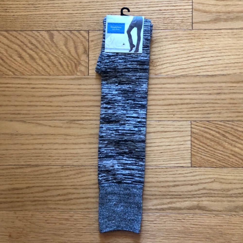 NWT Simply Vera Vera Wang Over-the-knees Socks